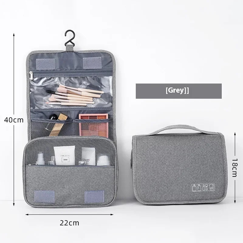 Trousse toilette Nomadly - accrochée